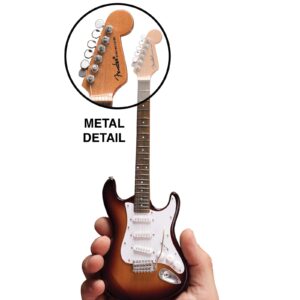 FanMerch Mini Guitar Metallica Collectible James Hetfield Diamond Plate Guitar Replica - Image 3